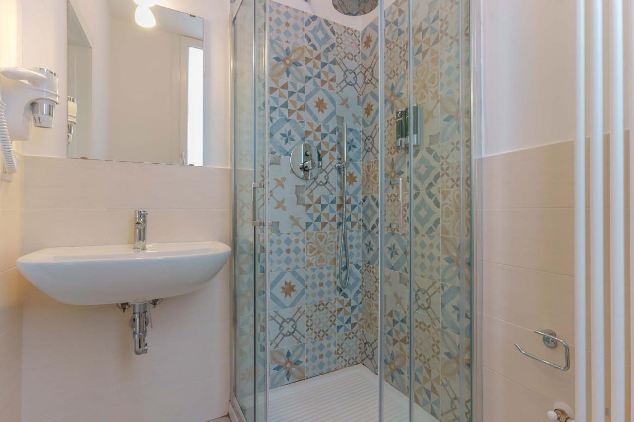 B&B Bentivogli โบโลญญา ภายนอก รูปภาพ
